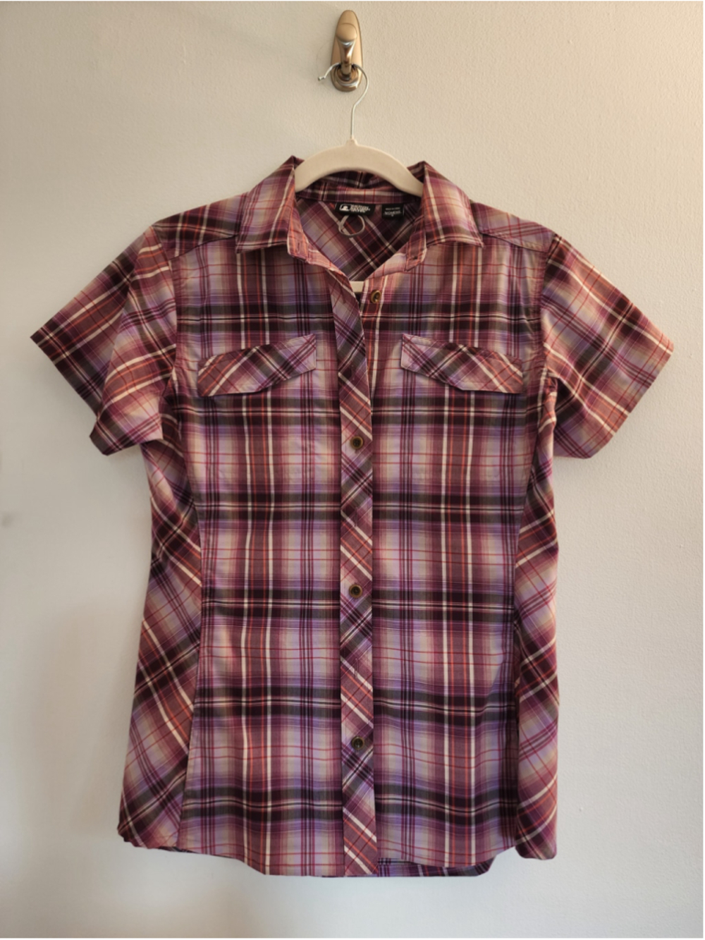 NWOT EMS Eastern Mountain Sports Plaid Hiking Performance Shirt